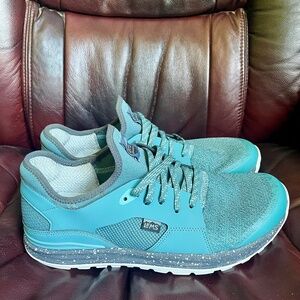 Lems Mesa Brand New NWOT